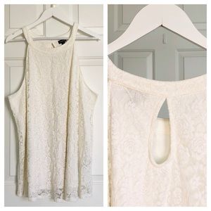 Torrid Lace Sleeveless Top, size 3